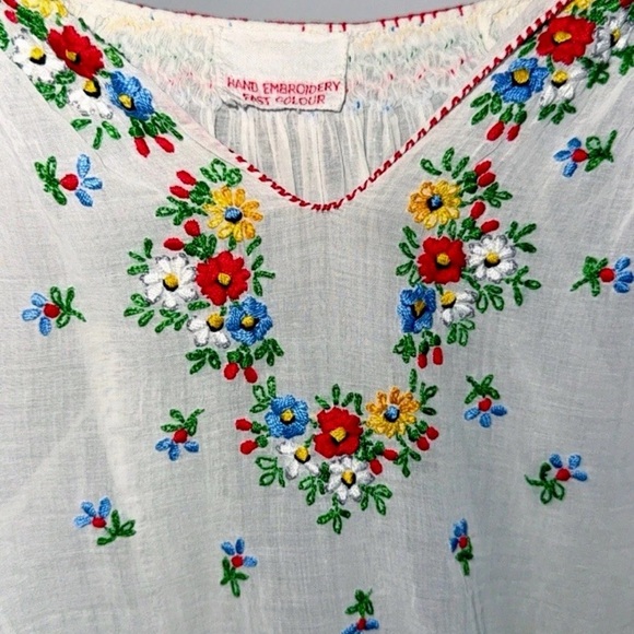Vintage Hungarian Hand Embroidered Top | Penny Lane 1930’s boho flower child XS - Picture 15 of 16